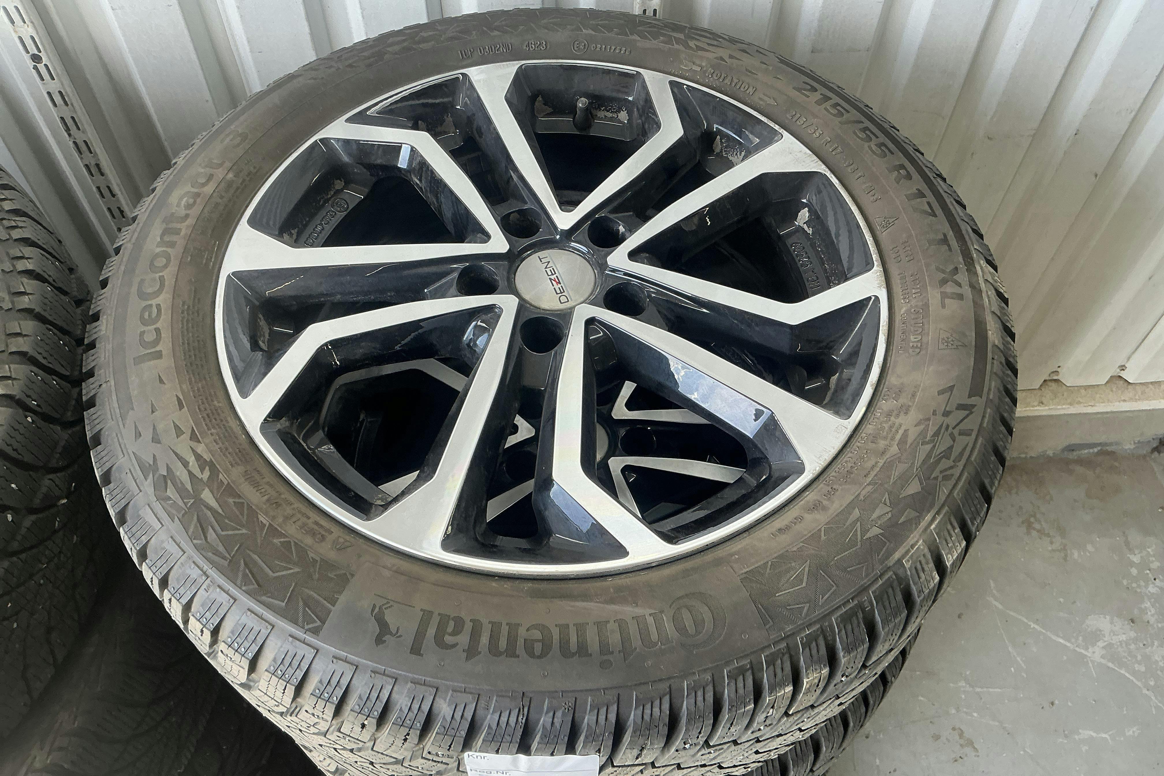 Vehicle Image 15