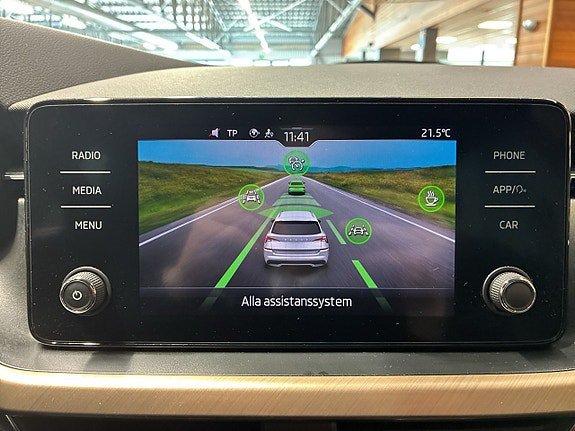 Vehicle Image 23