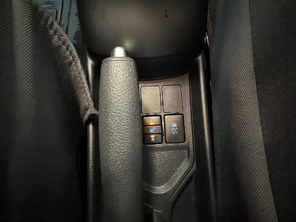 Vehicle Image 19
