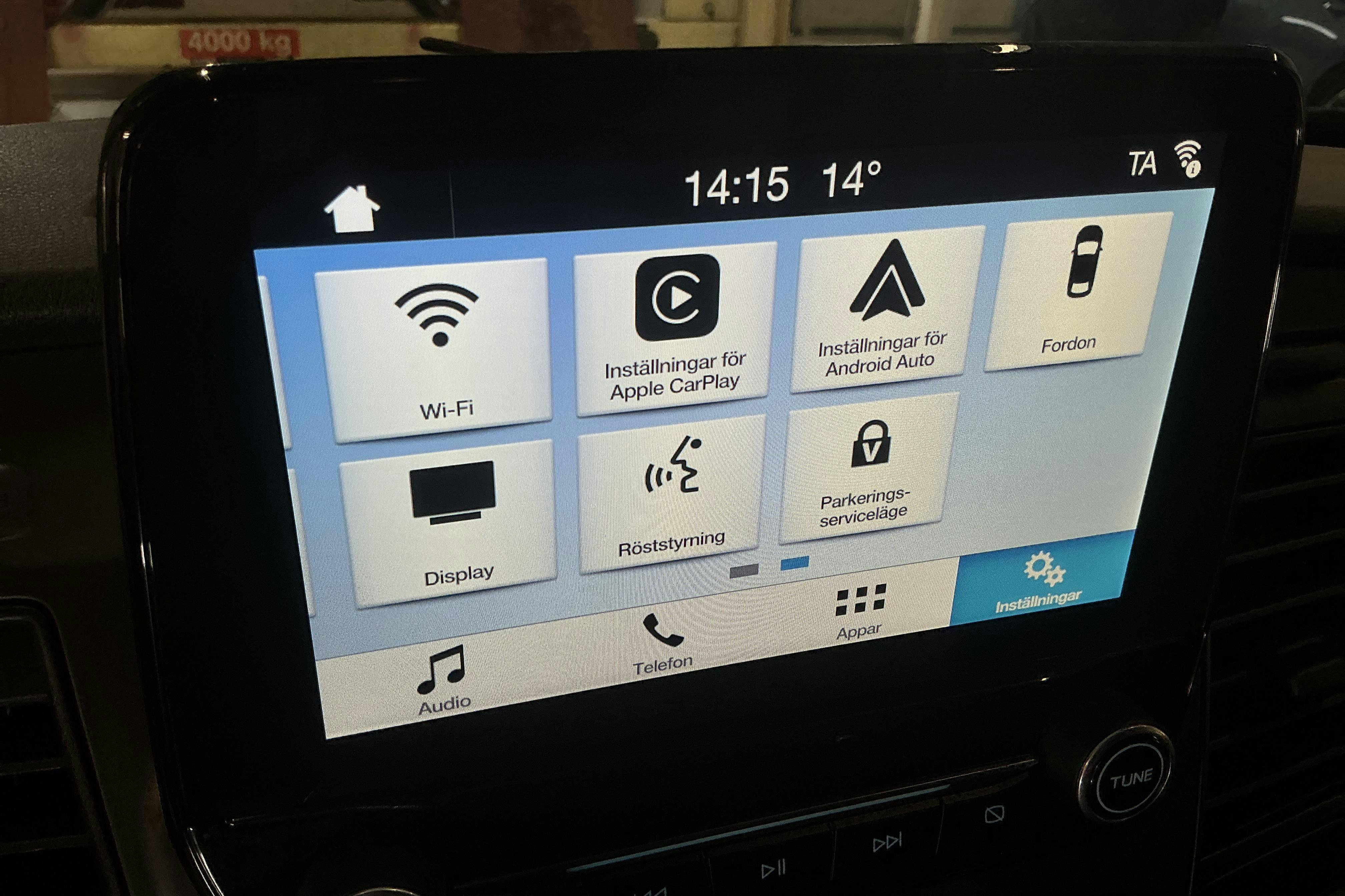 Vehicle Image 12