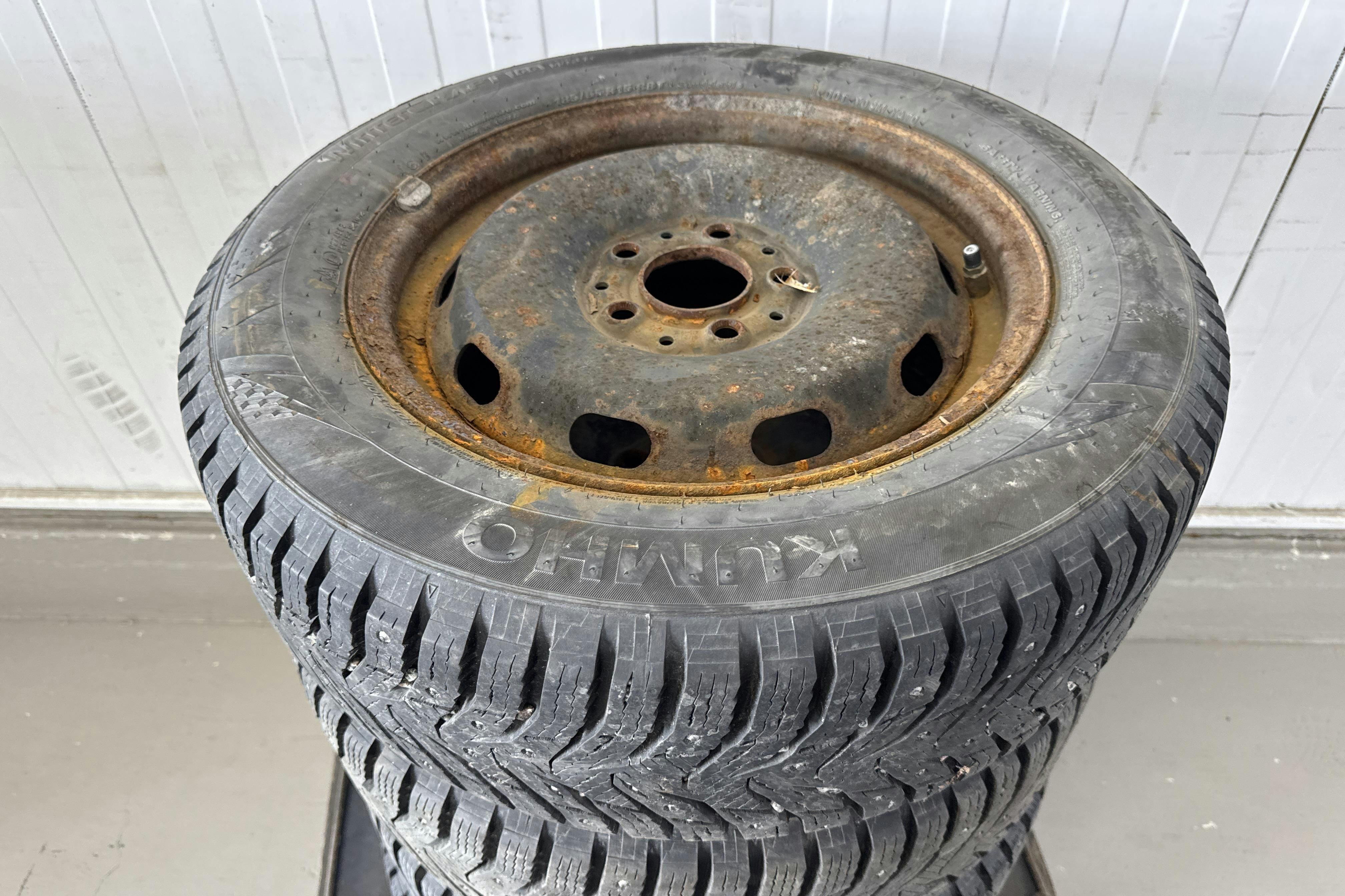 Vehicle Image 14