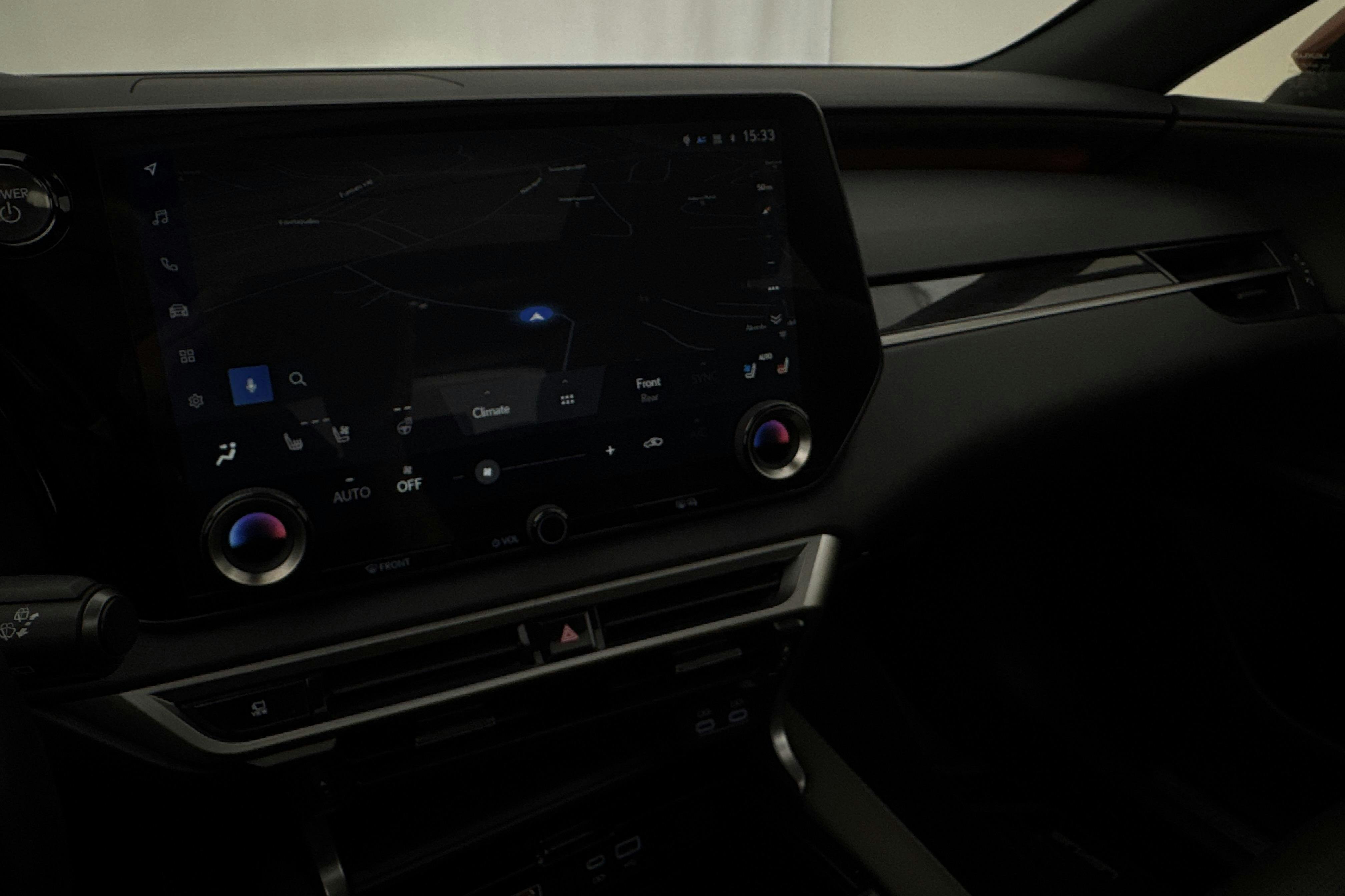 Vehicle Image 13