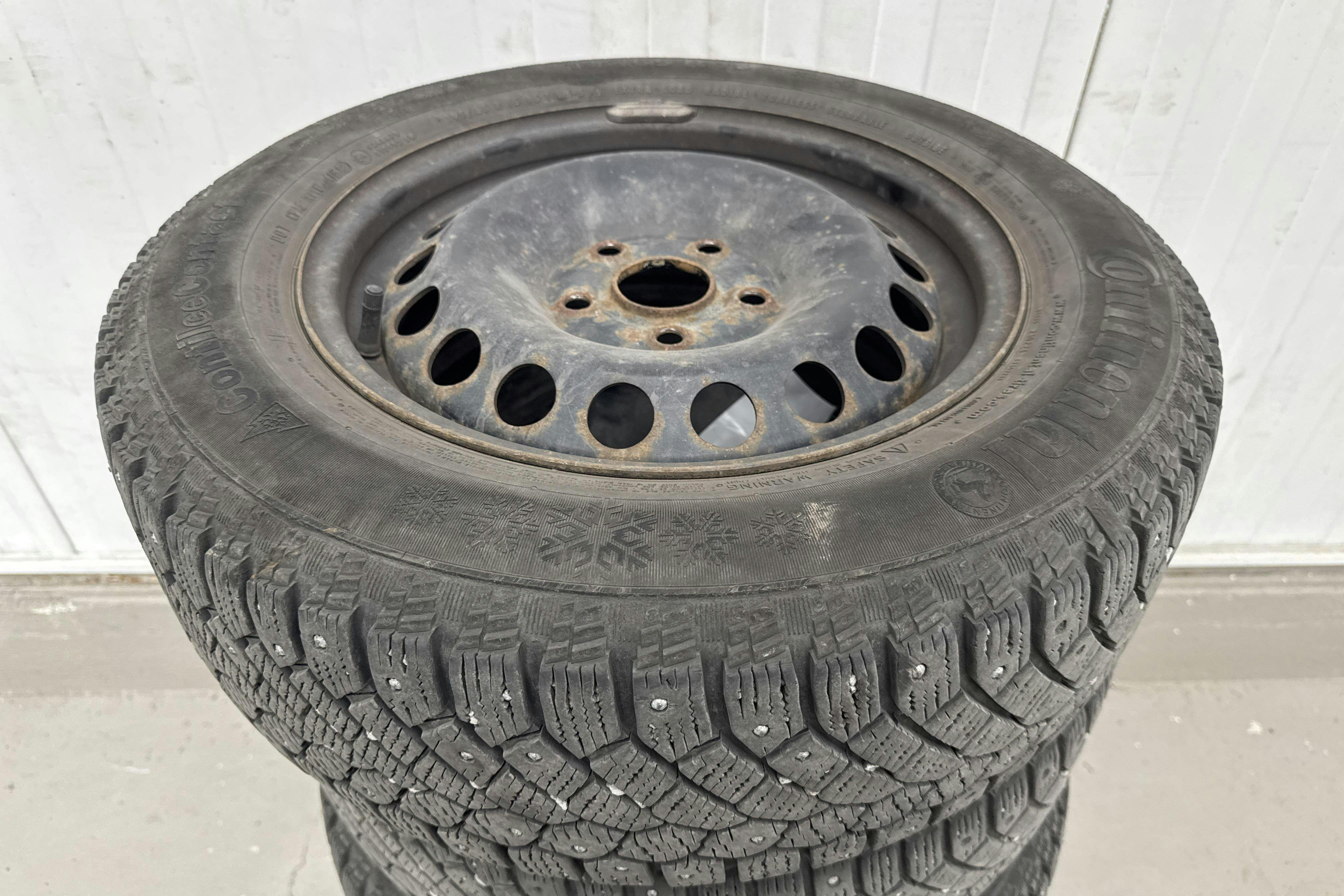 Vehicle Image 14