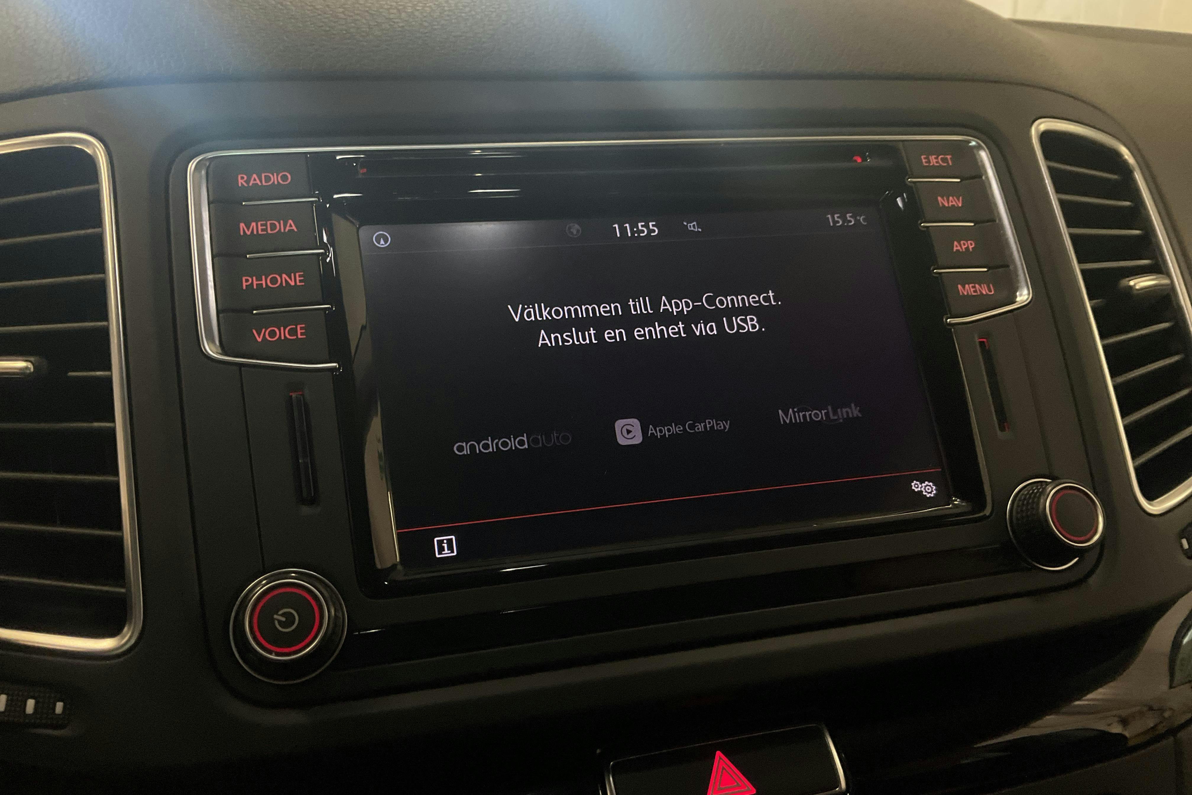 Vehicle Image 16