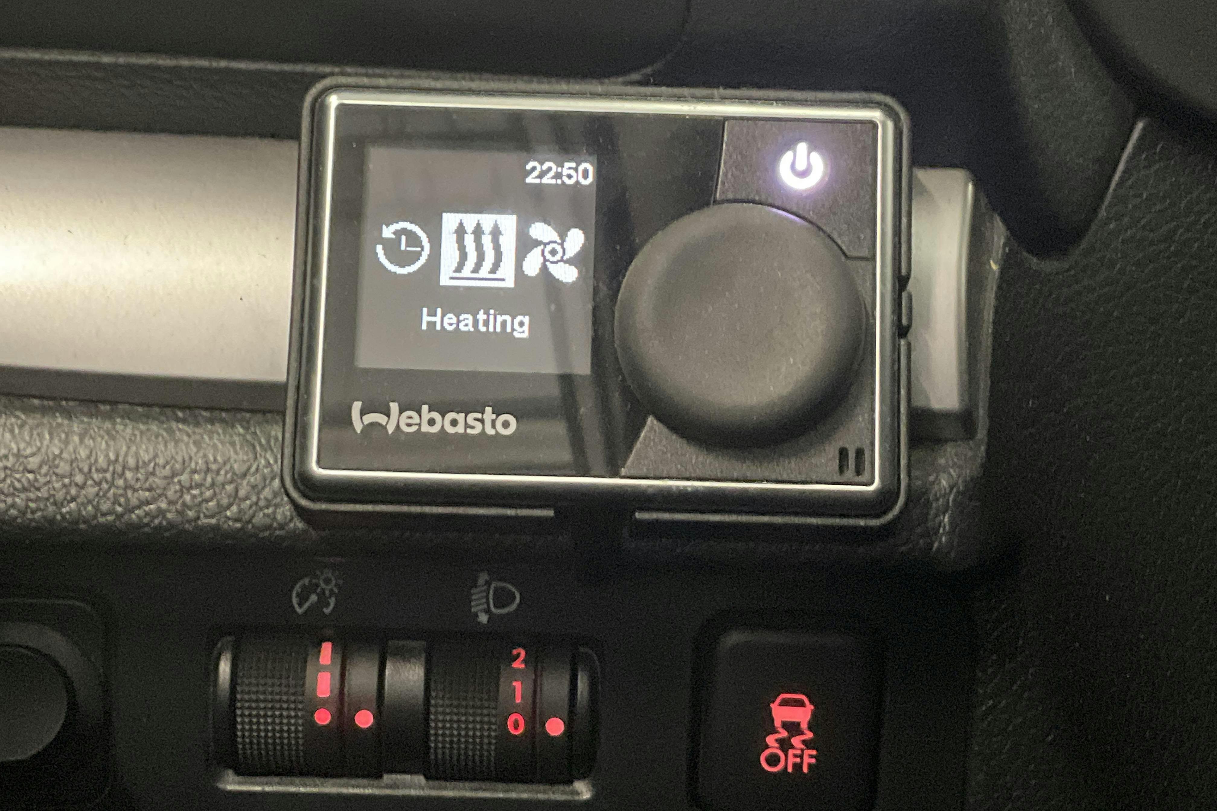 Vehicle Image 16
