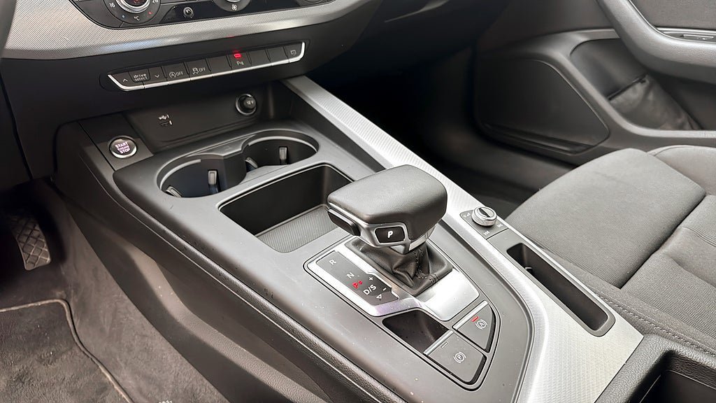 Vehicle Image 18