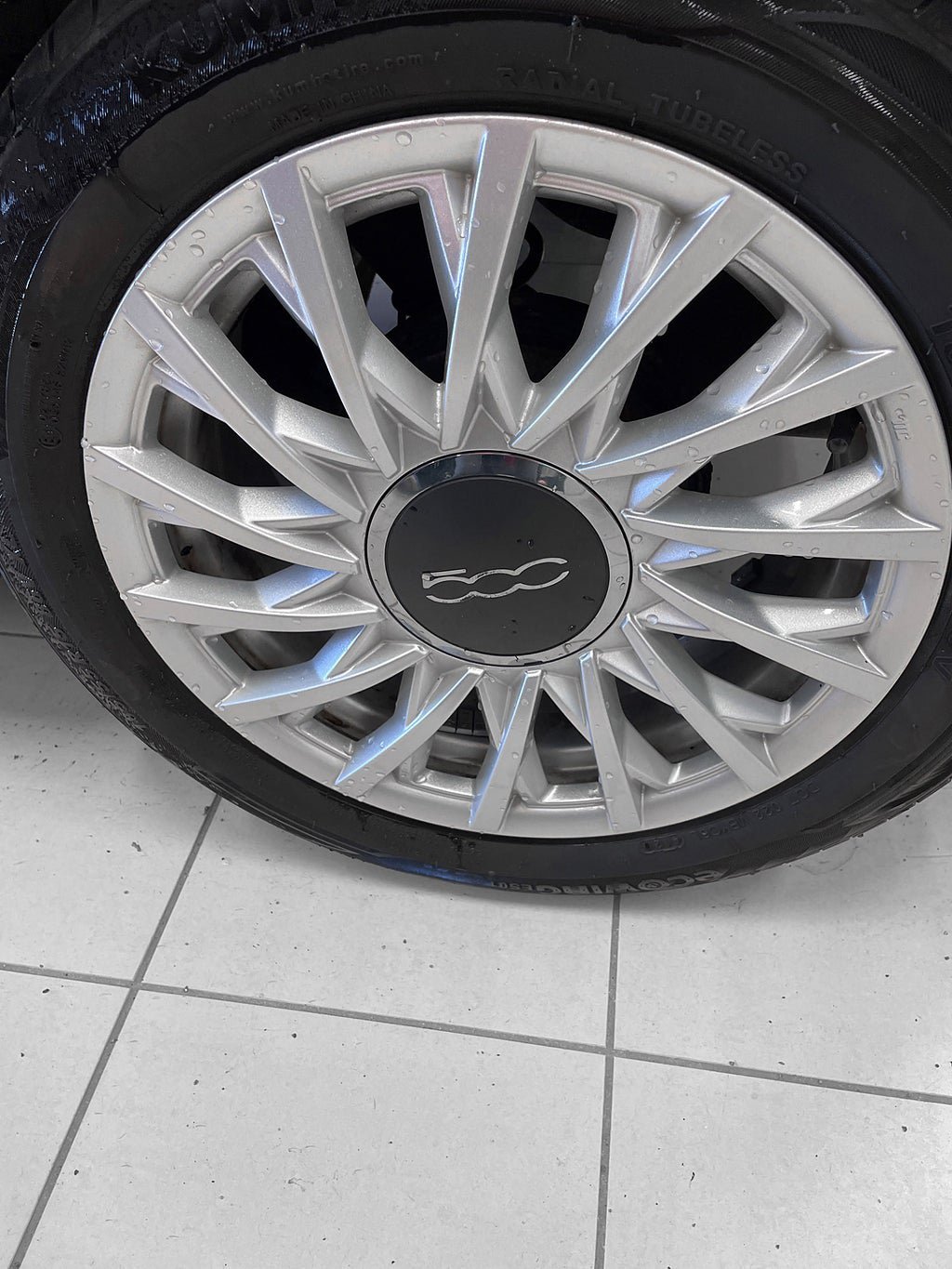 Vehicle Image 15