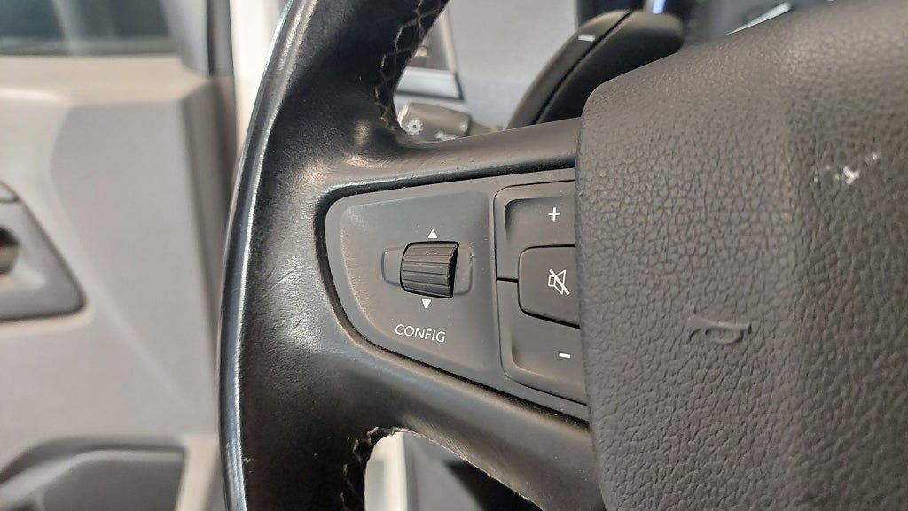 Vehicle Image 36