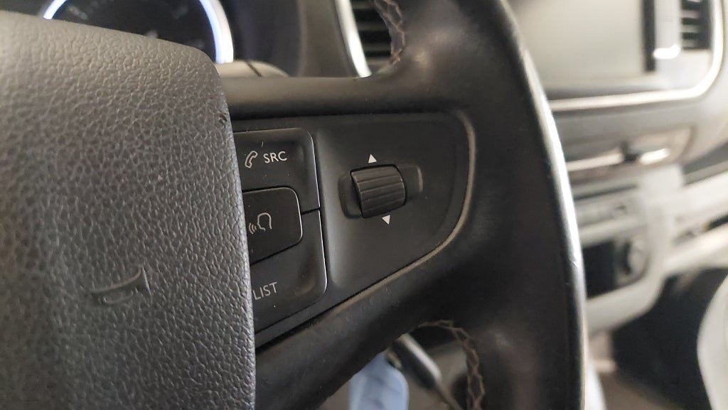 Vehicle Image 37