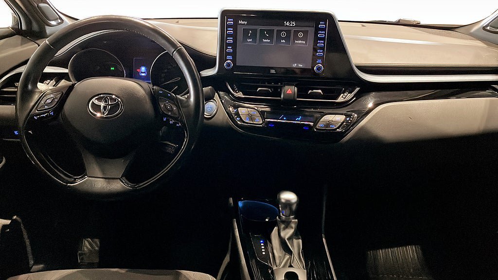 Vehicle Image 10