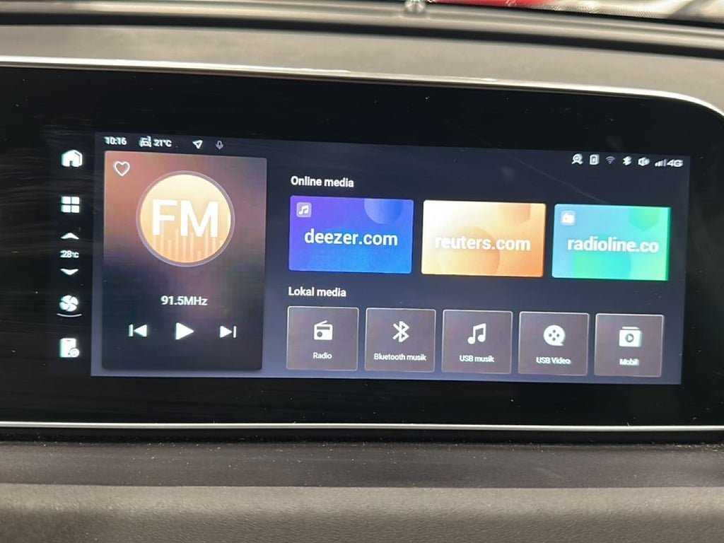 Vehicle Image 16