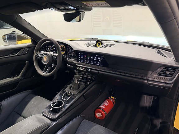 Vehicle Image 35