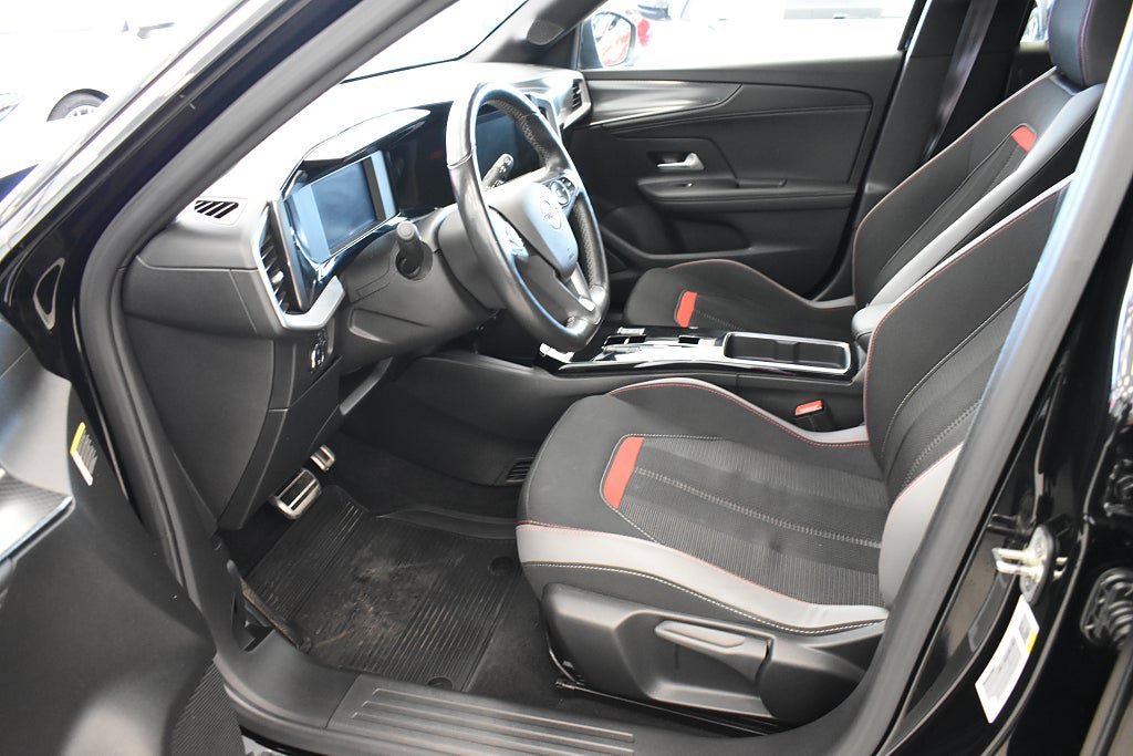Vehicle Image 11