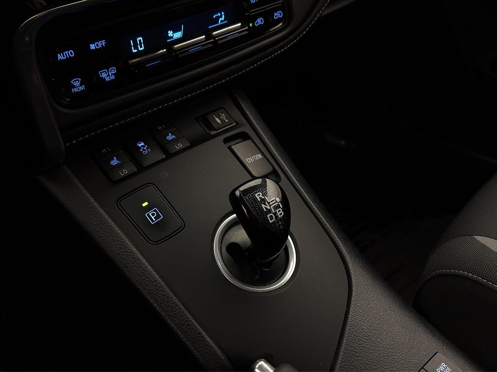 Vehicle Image 22