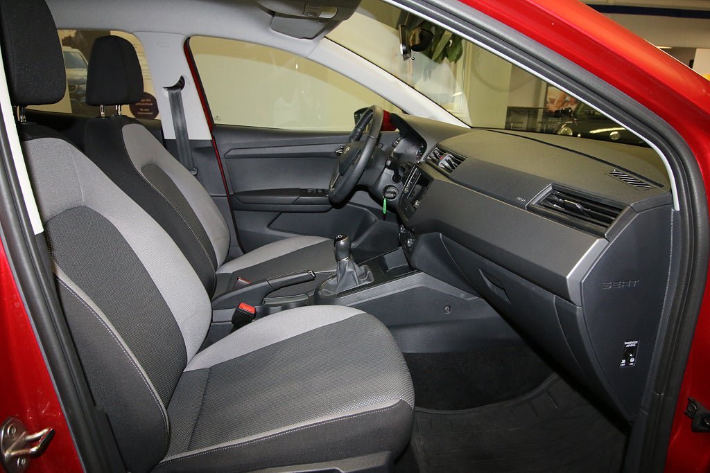 Vehicle Image 11
