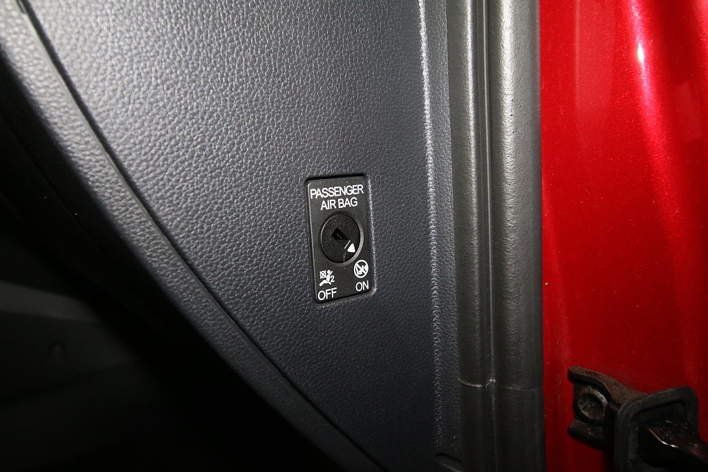 Vehicle Image 12