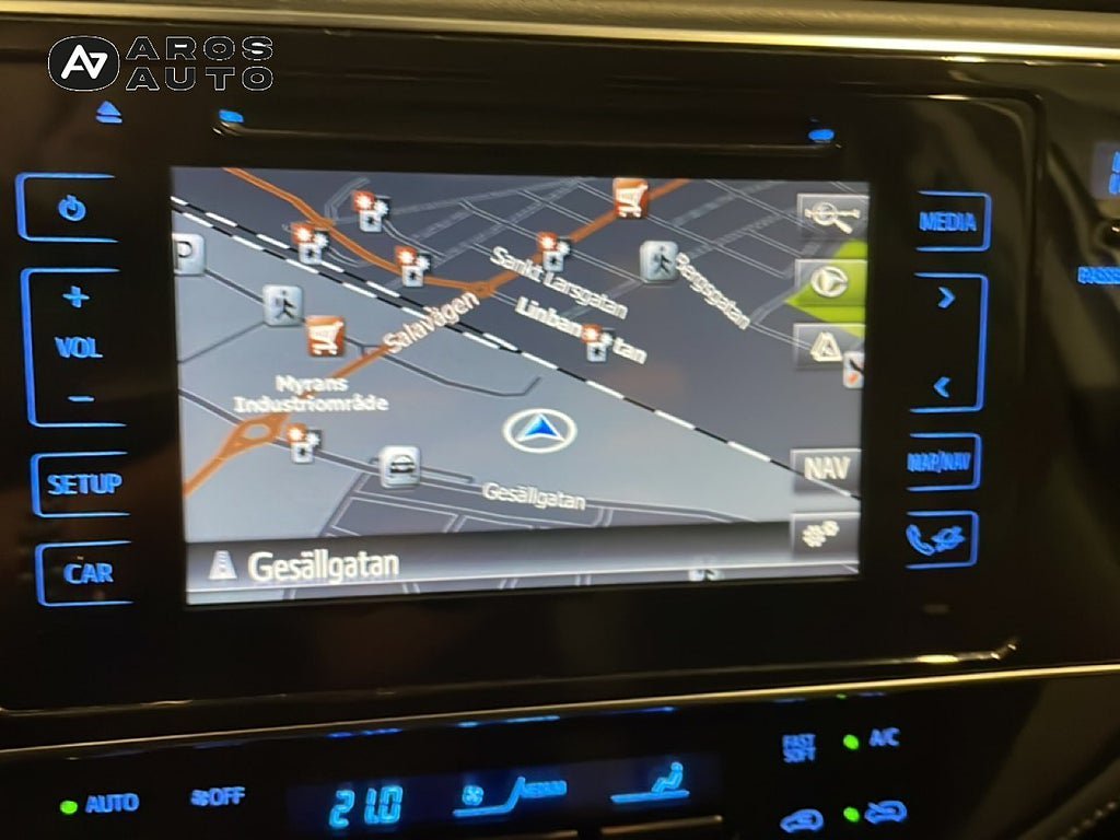 Vehicle Image 11