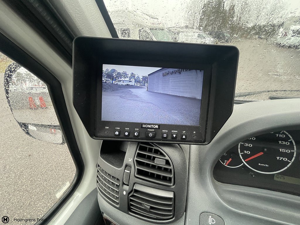 Vehicle Image 23