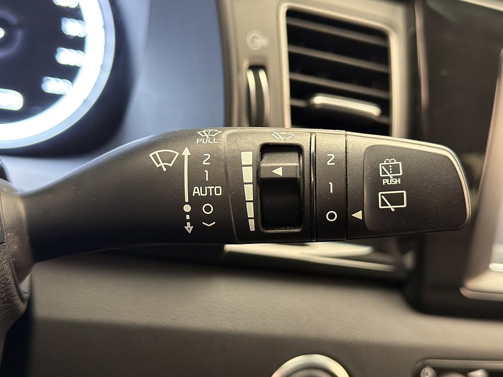 Vehicle Image 27