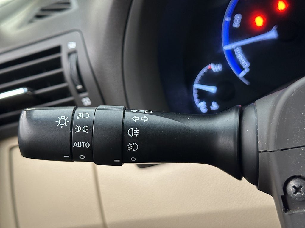 Vehicle Image 33