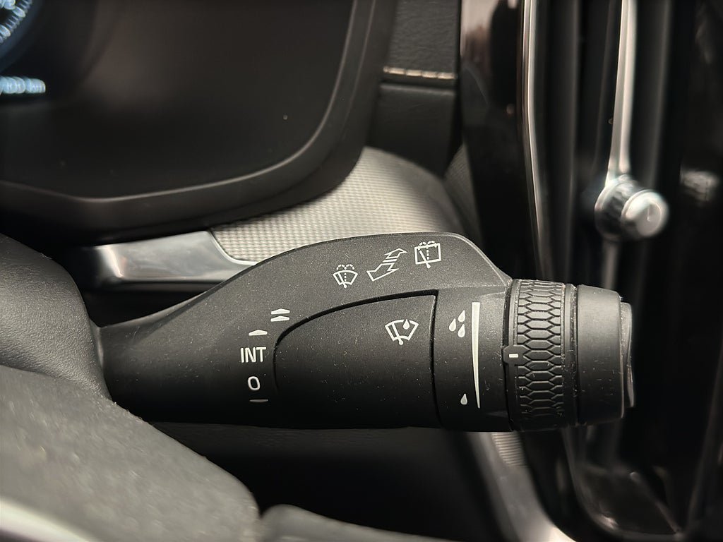 Vehicle Image 34