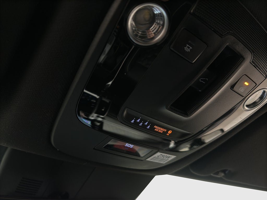 Vehicle Image 35