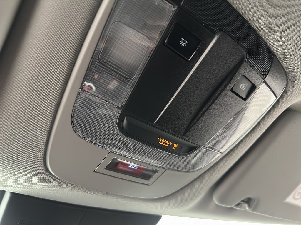 Vehicle Image 35