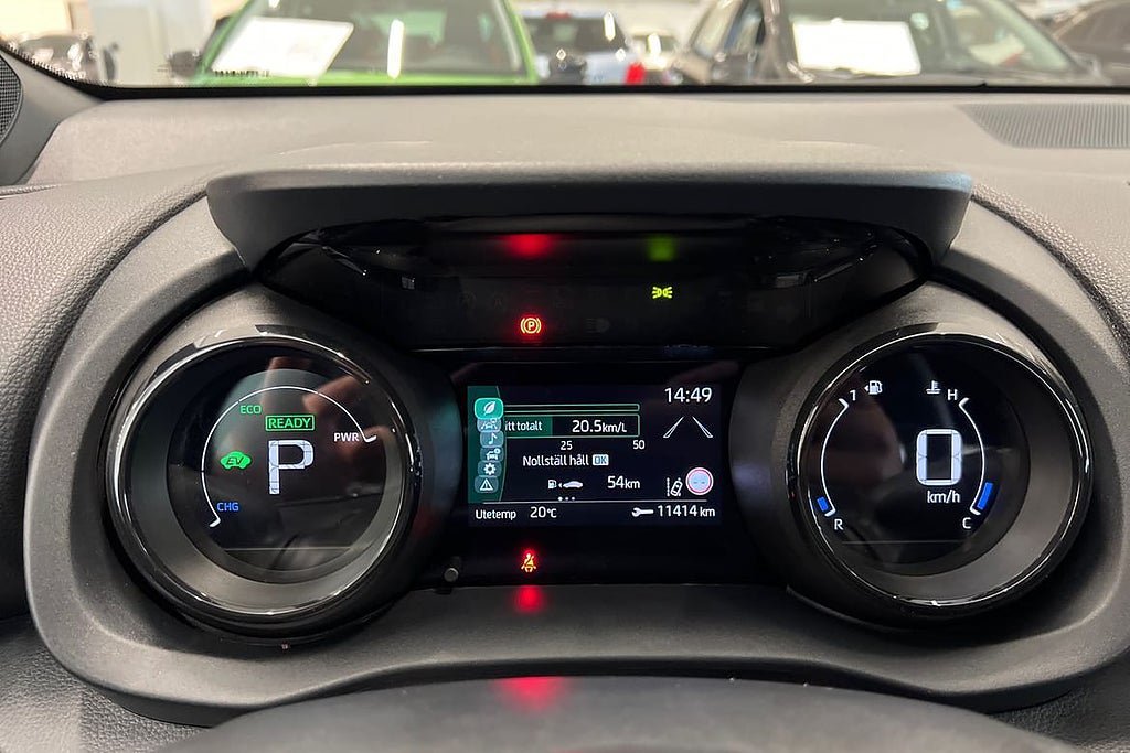 Vehicle Image 14