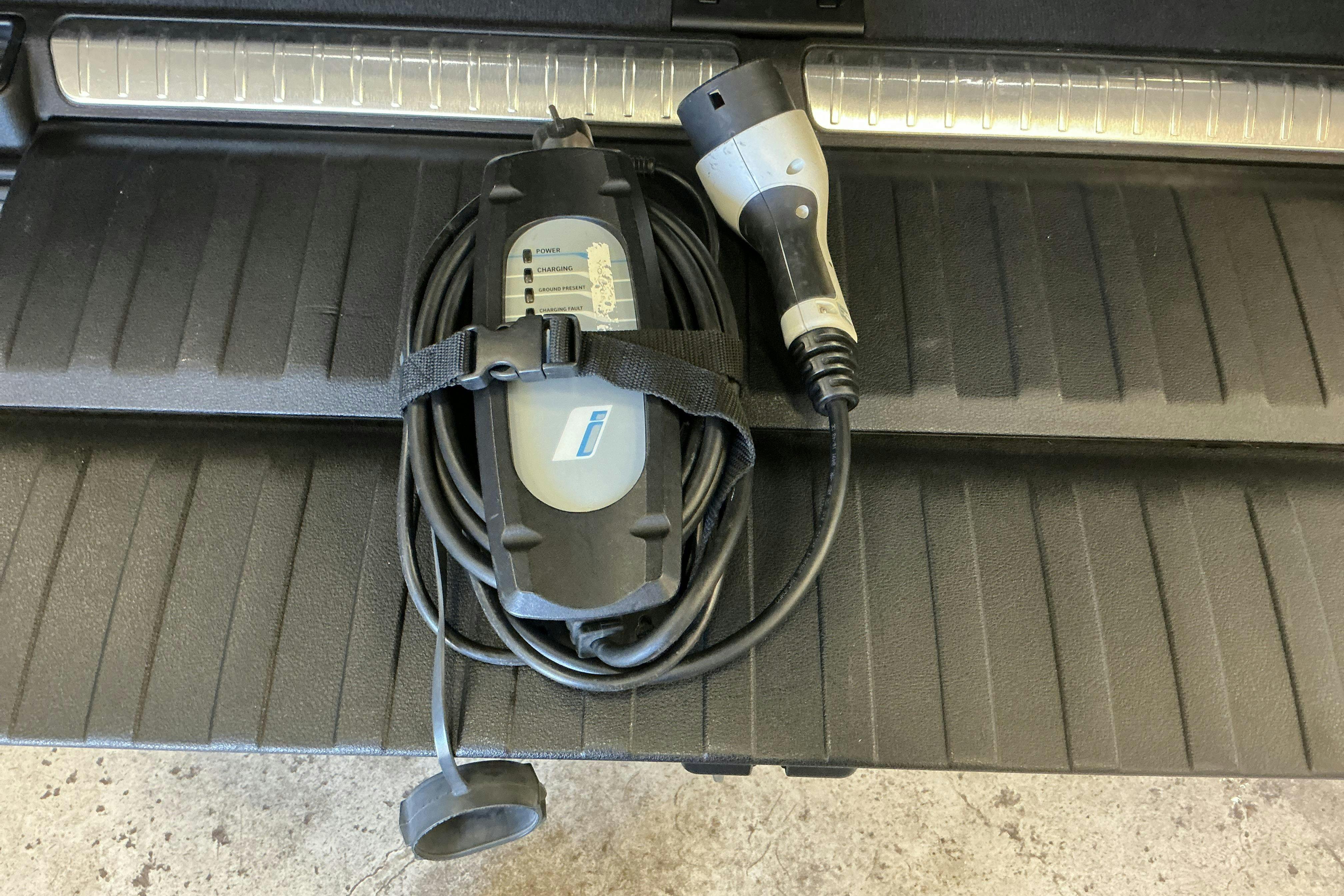 Vehicle Image 14
