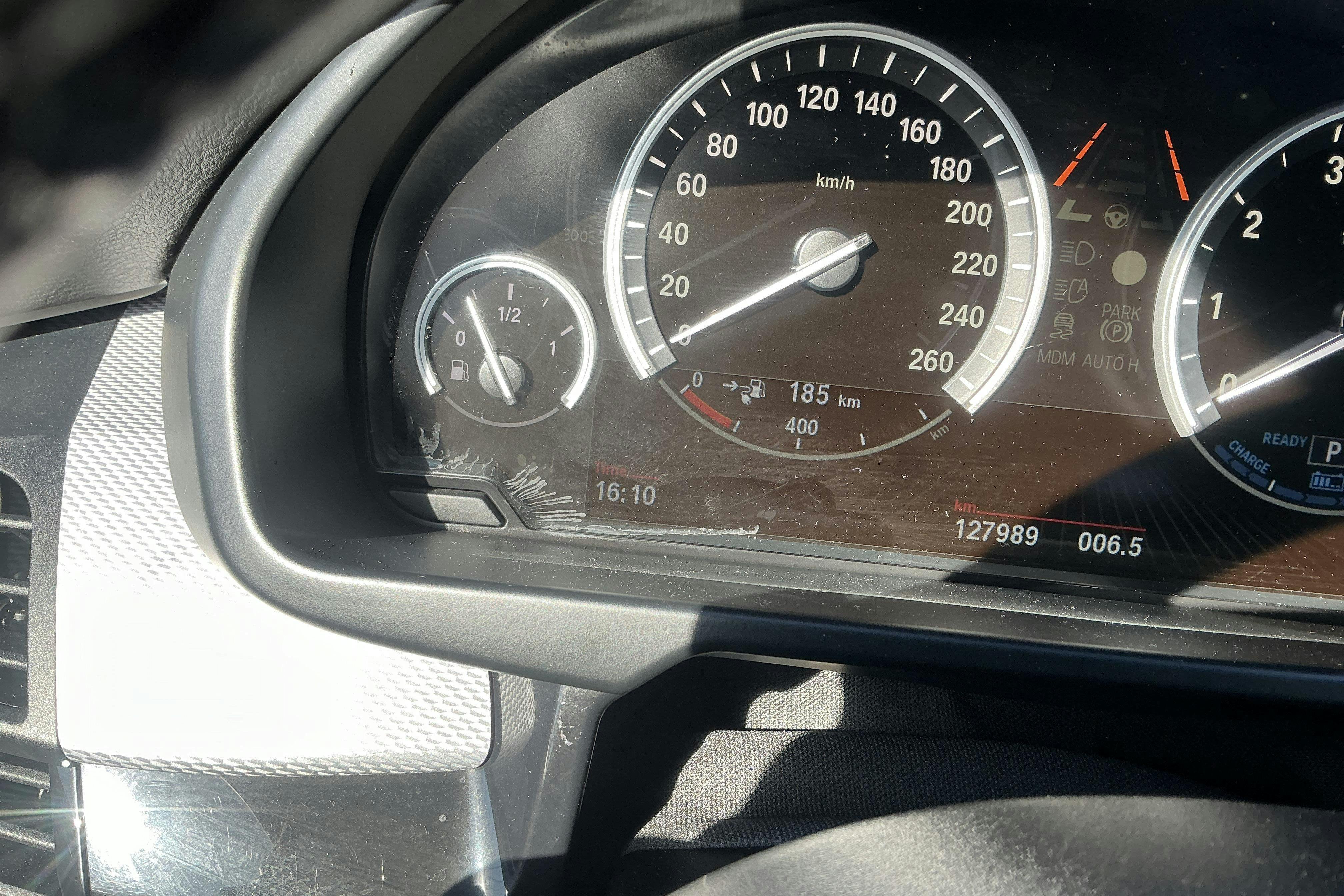 Vehicle Image 16