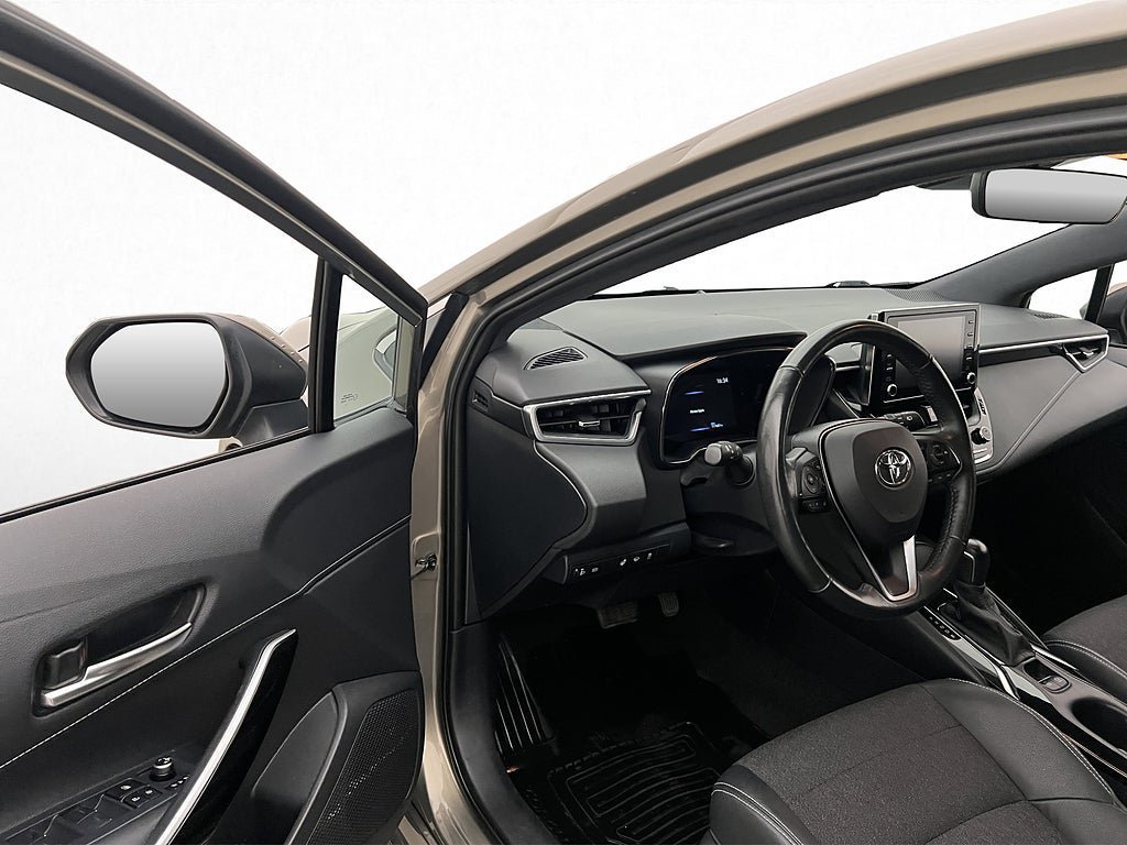 Vehicle Image 10