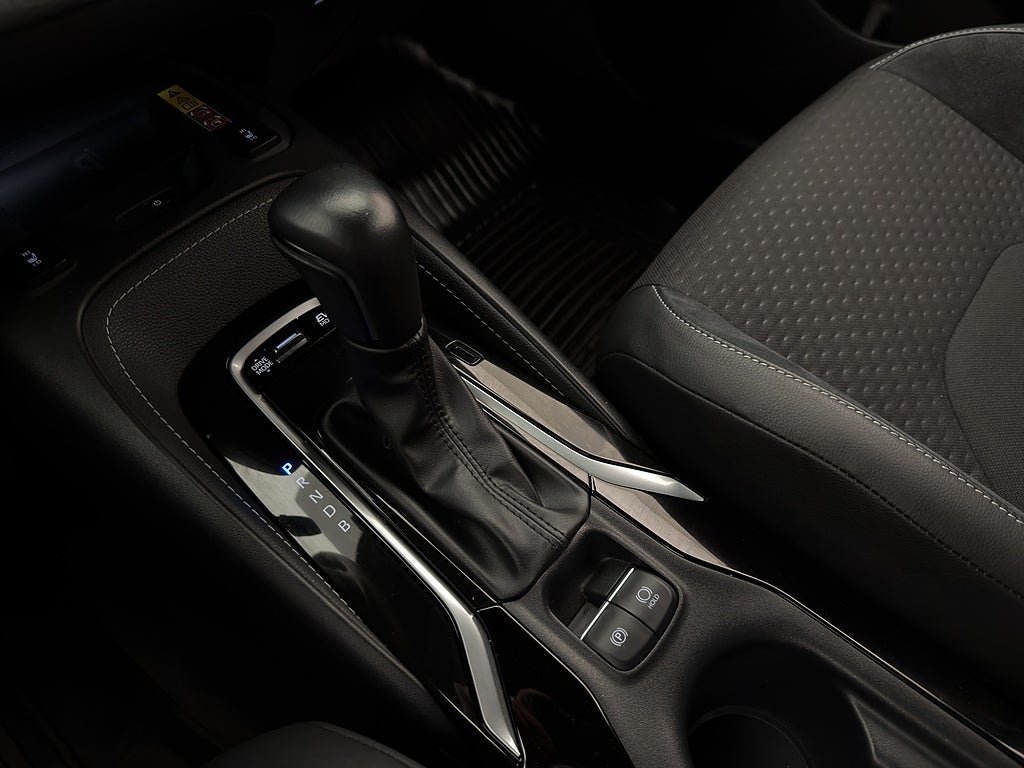 Vehicle Image 22