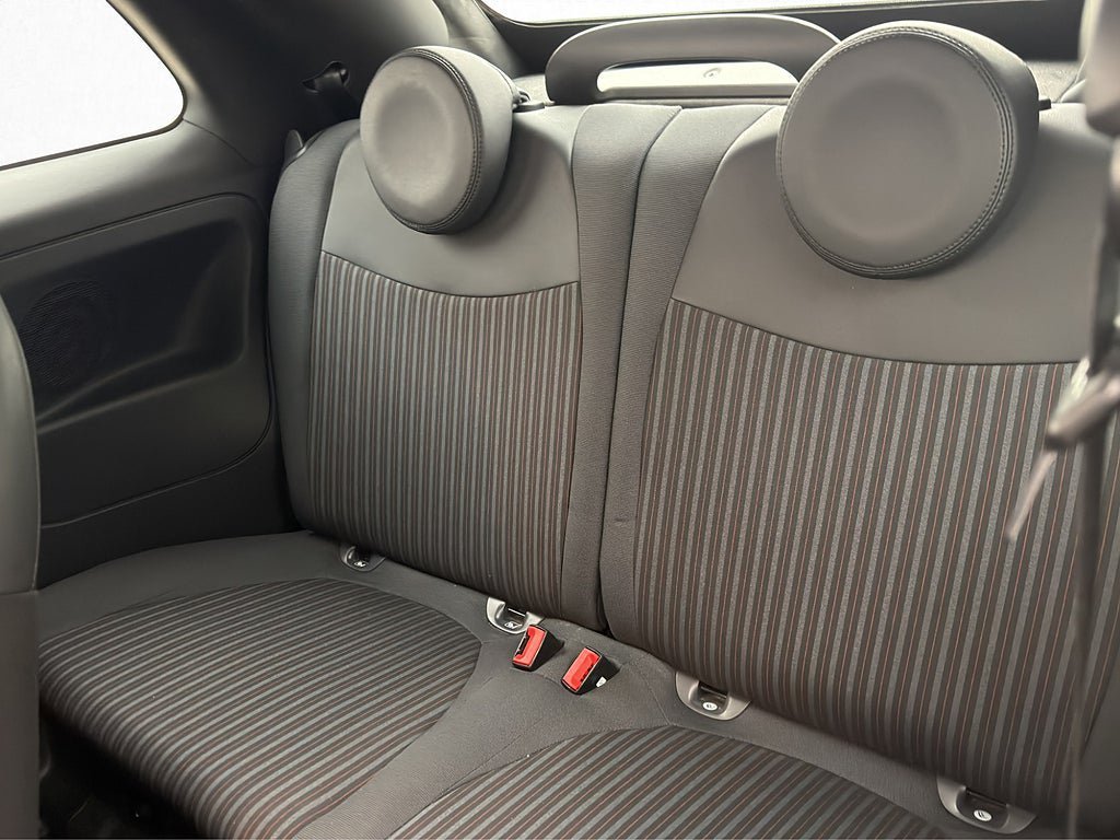 Vehicle Image 21