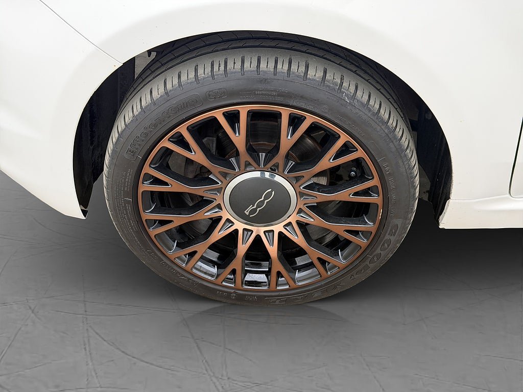 Vehicle Image 23