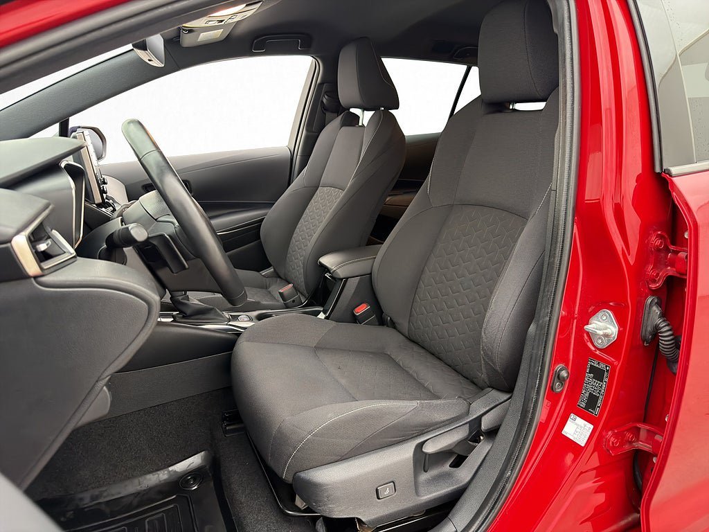 Vehicle Image 11