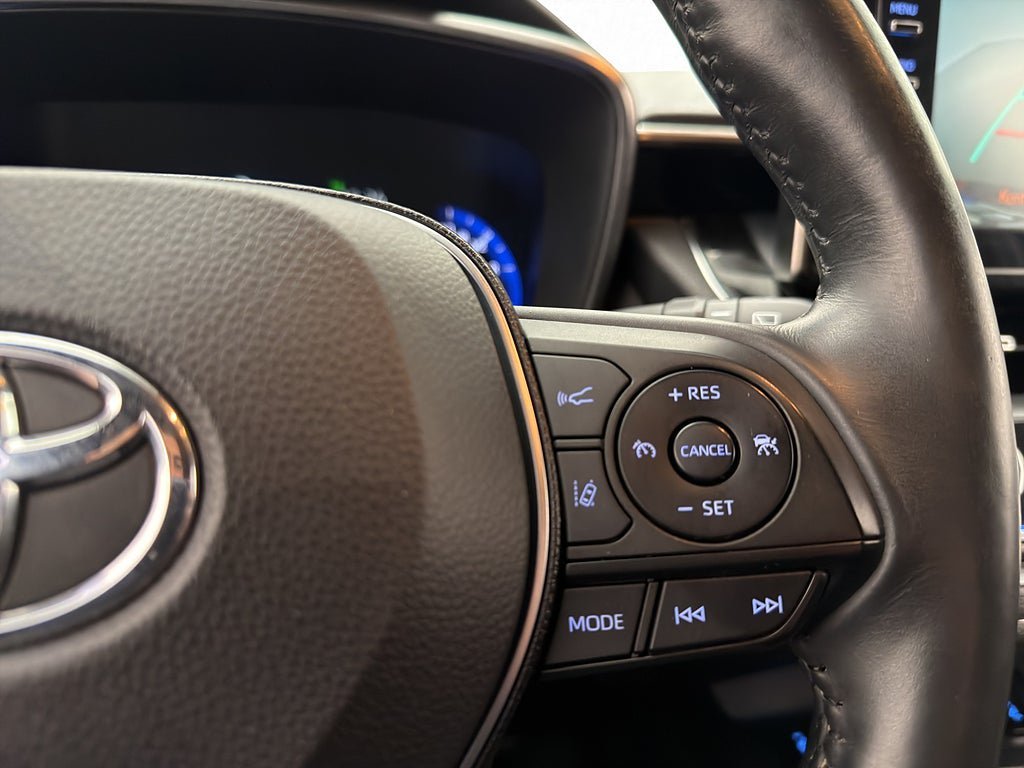 Vehicle Image 18