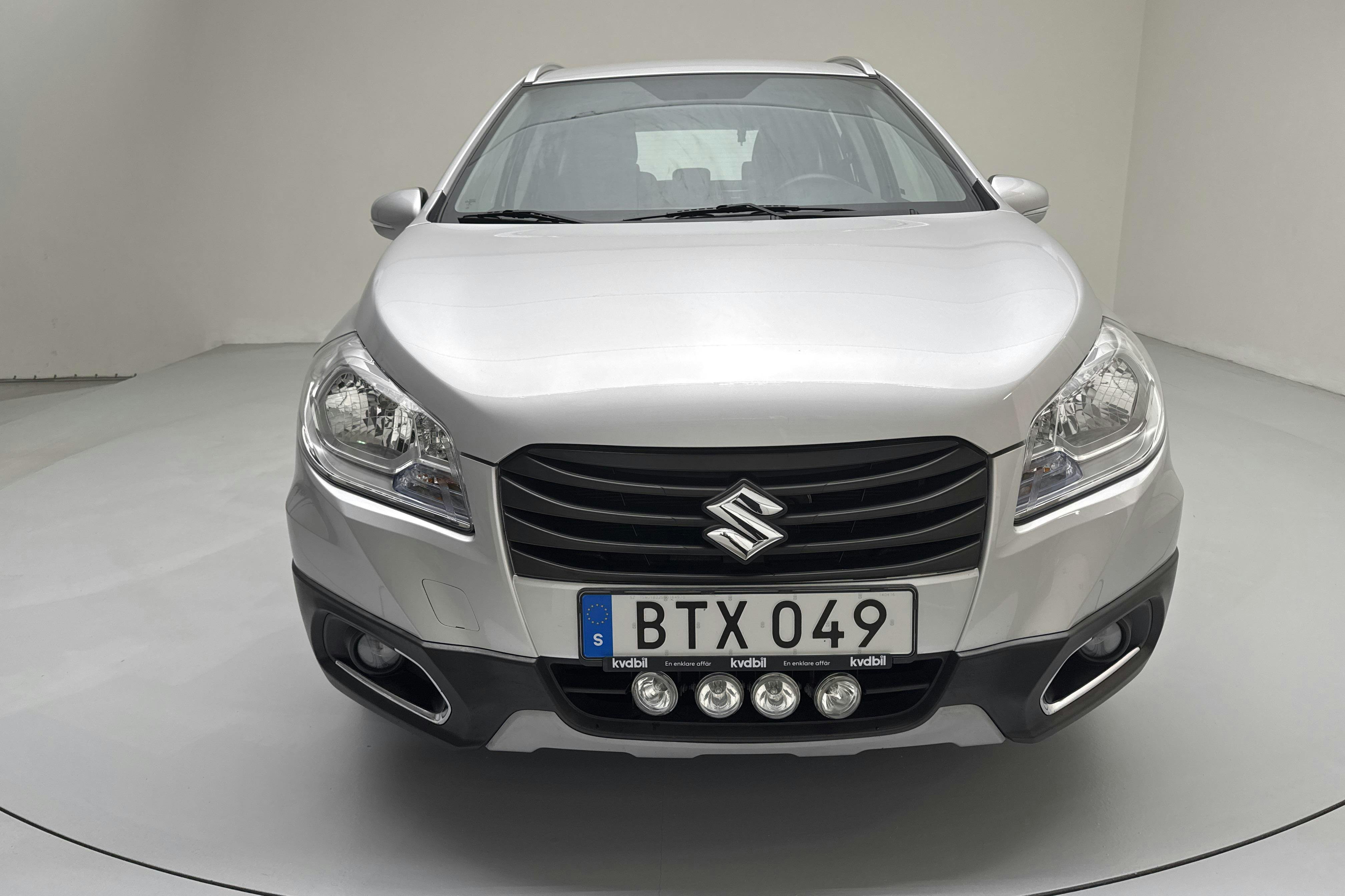 Vehicle Image 4