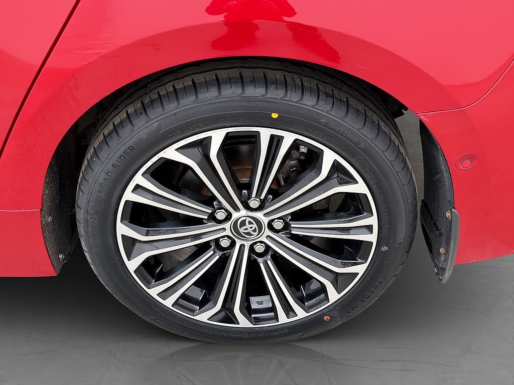 Vehicle Image 30