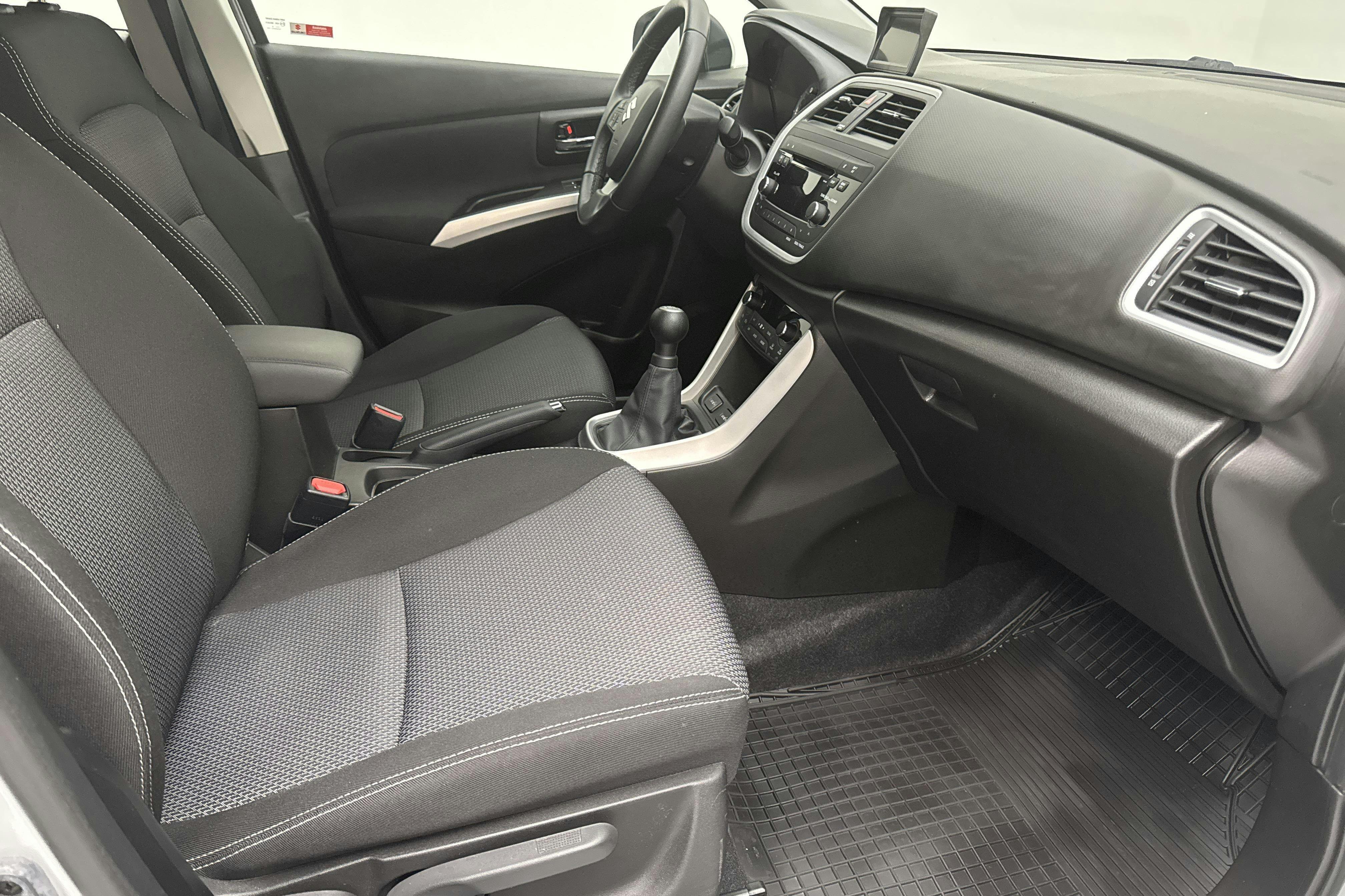 Vehicle Image 7