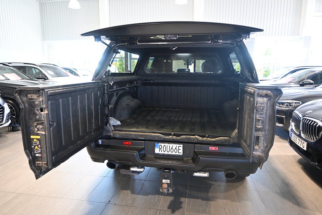 Vehicle Image 17