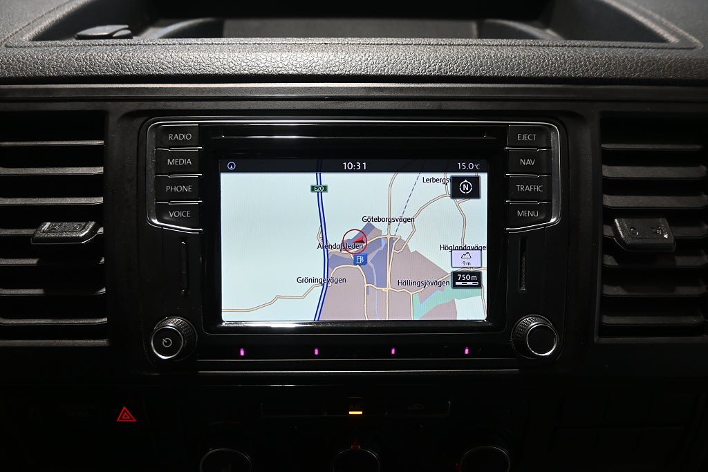 Vehicle Image 17