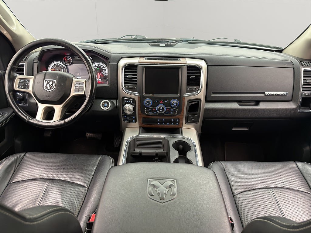 Vehicle Image 17