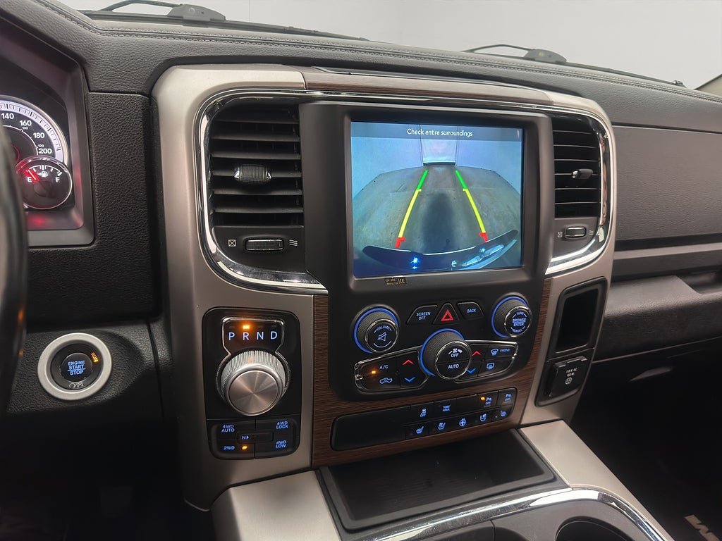 Vehicle Image 23
