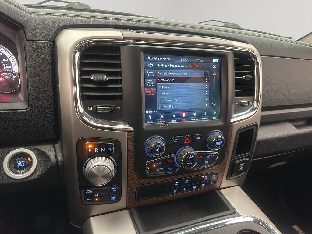 Vehicle Image 26