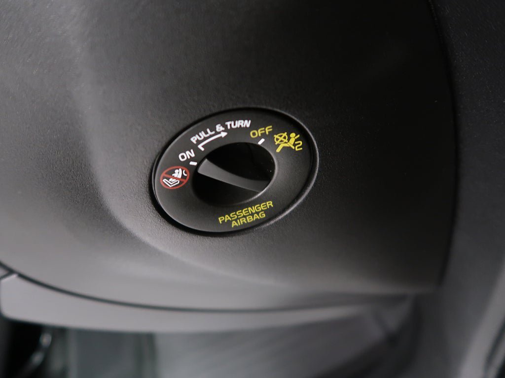Vehicle Image 38