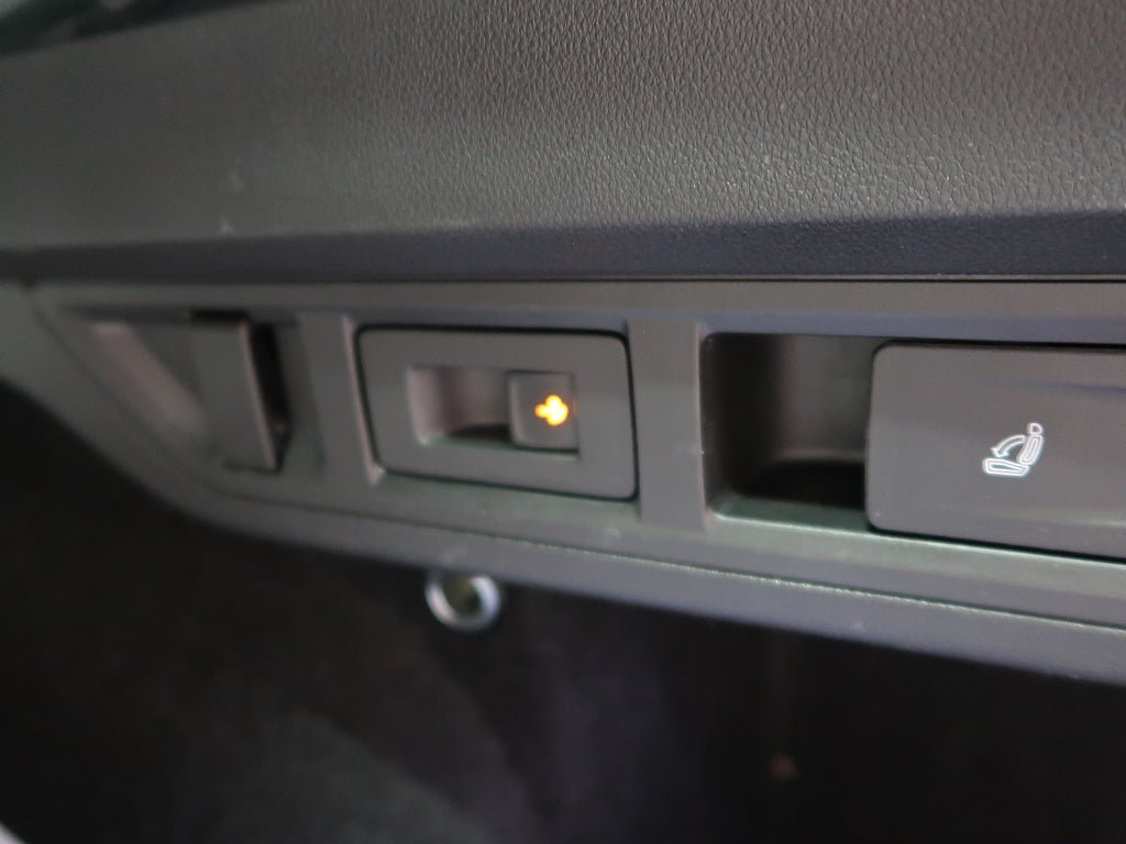 Vehicle Image 33
