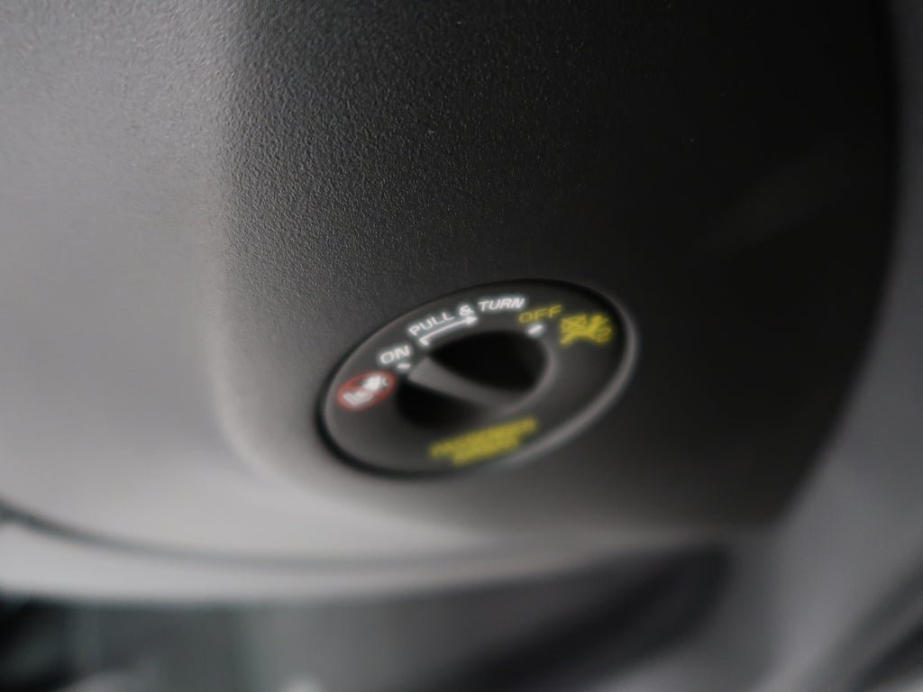 Vehicle Image 38