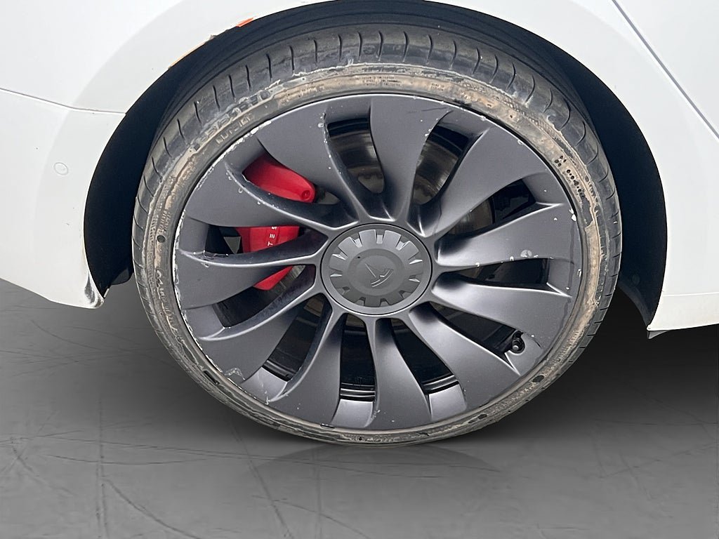 Vehicle Image 35