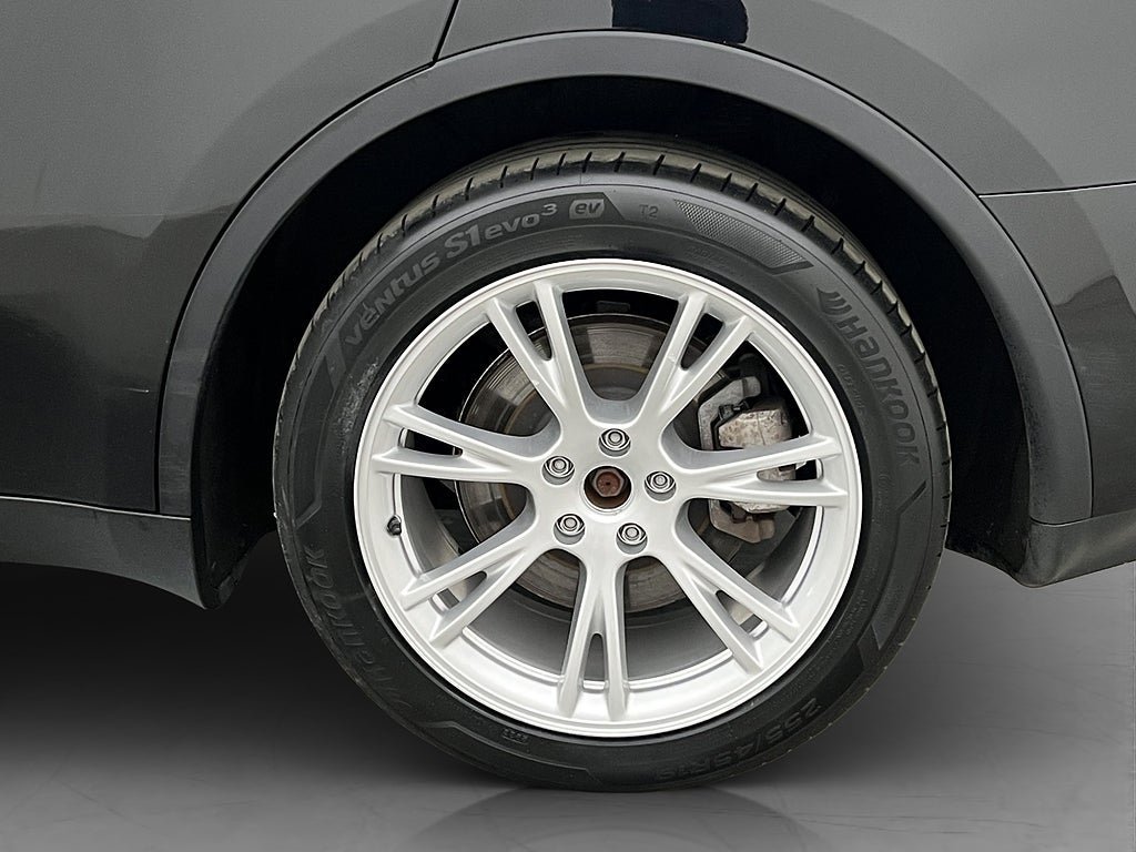 Vehicle Image 31