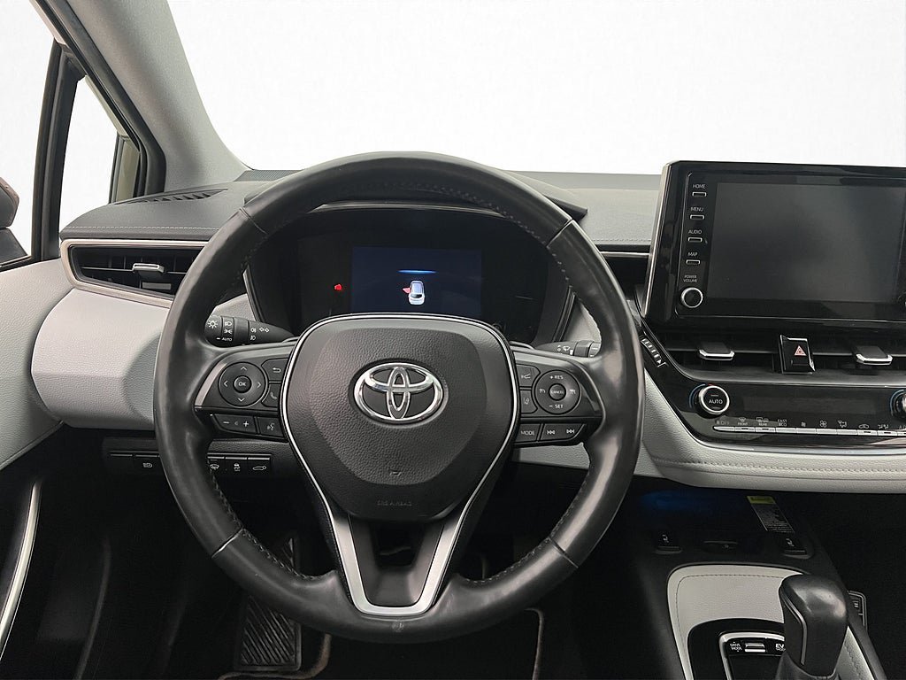 Vehicle Image 15